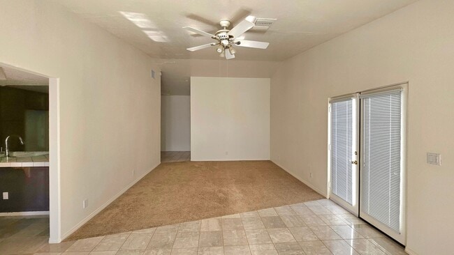 Photo - PLACE - XAV8709 Unit 3