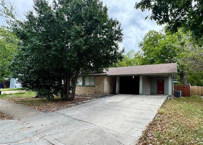 Photo - 10613 Golden Quail Dr