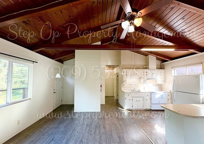 Photo - 22101 Crystal Falls Dr Unidad A