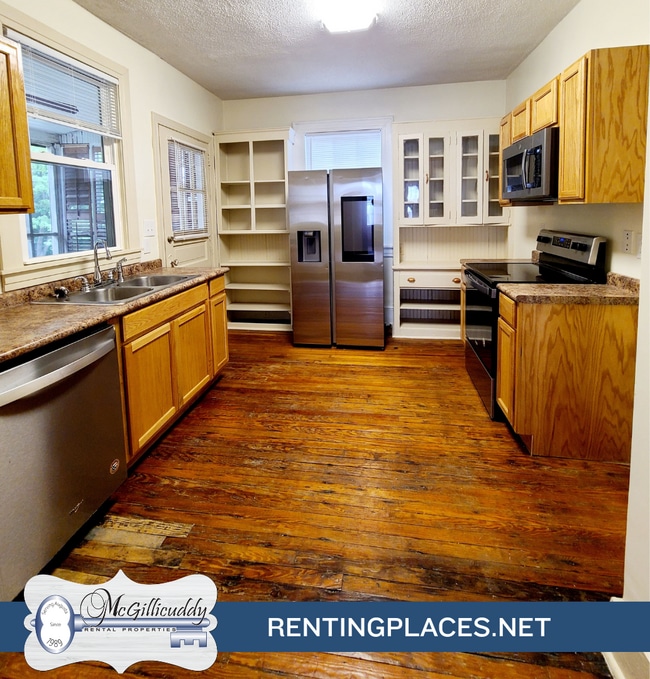 Photo - 2097 Heckle St Unit A