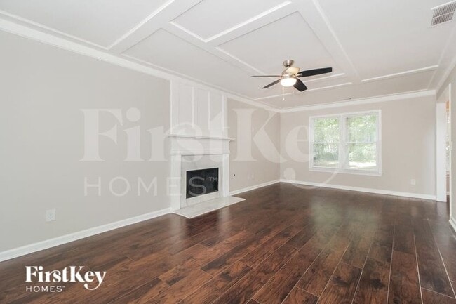 Photo - 1985 Castle Royale Dr