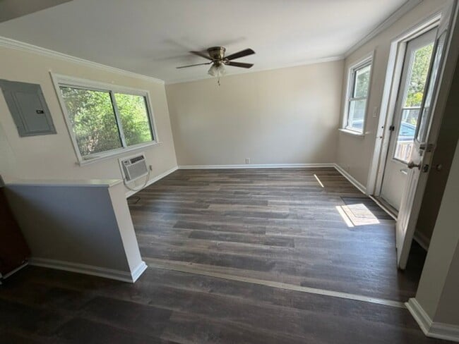 Photo - 104b Charles St