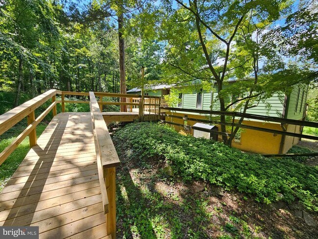 Photo - 6074 Covered Bridge Rd