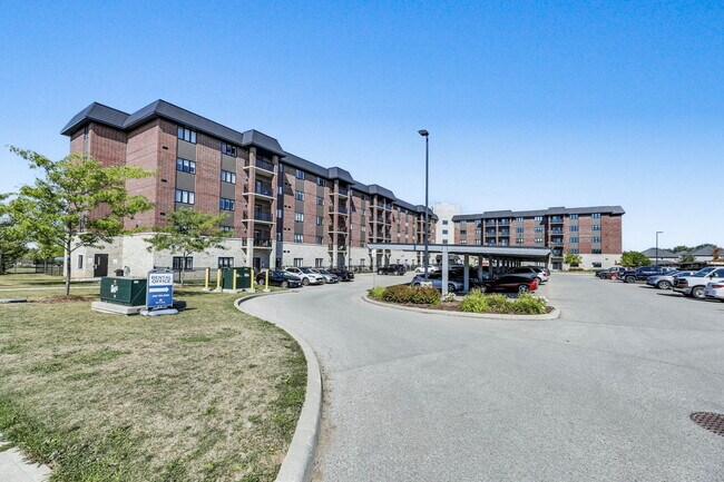 Photo - 325 Lakeview Dr