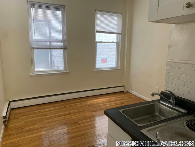 Photo - 51 S Huntington Ave Unit 103