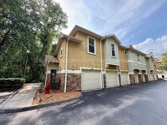 Photo - 8539 Gate Pkwy W