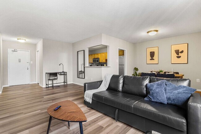 Photo - 1201 S Bell St Unit FL14-ID1261493P