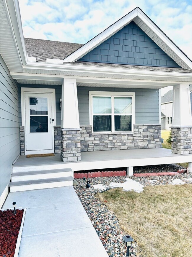 Photo - Amazing updated 4 bed house in Lakeville!