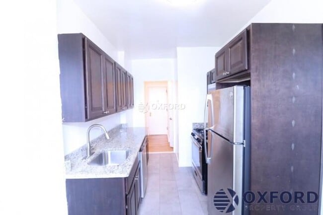 Photo - 2 bedroom in Queens NY 11354 Unit C-2EE