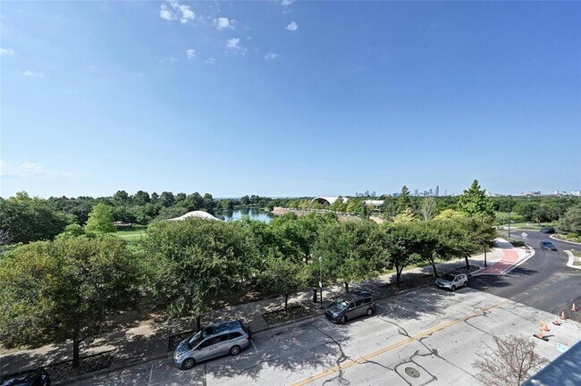 Photo - 1701 Simond Ave Ave Unit 323