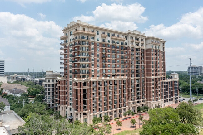 Building Photo - The Ivy Park Place Rental