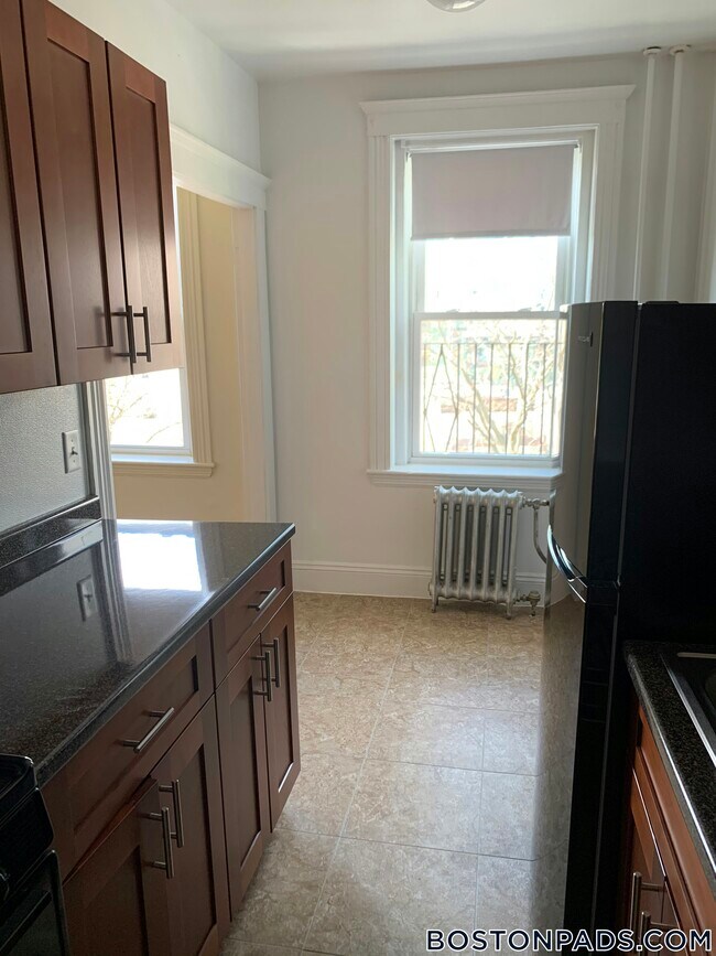 Photo - 231-235 Park Dr Unit 25