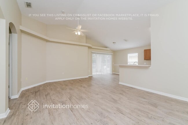 Photo - 226 Manoel Ln