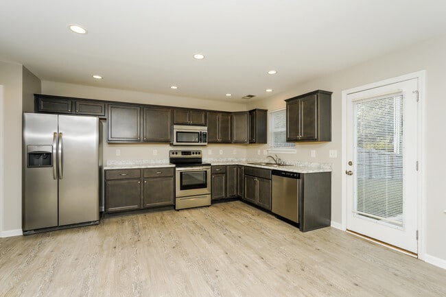 Photo - 1961 Drummond Dr