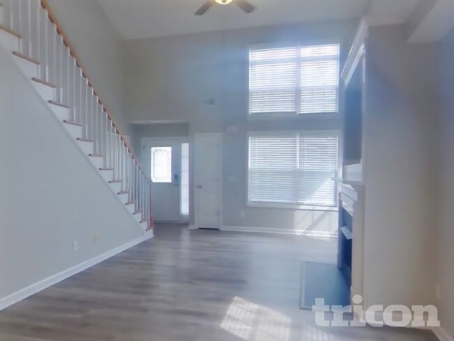 Photo - 320 Providence Rd