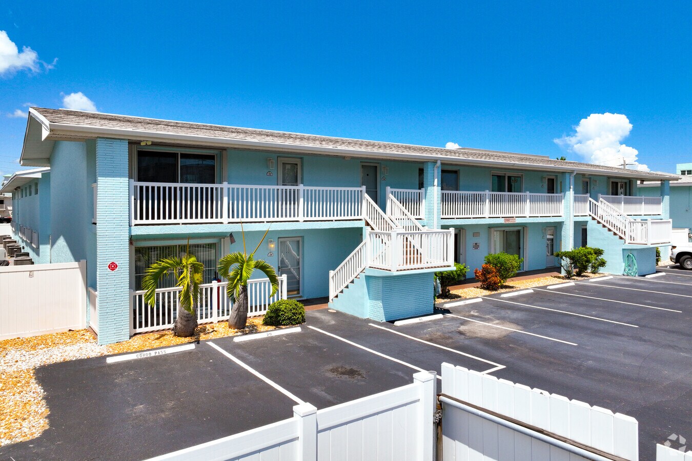 Photo - La Riviere Condominiums