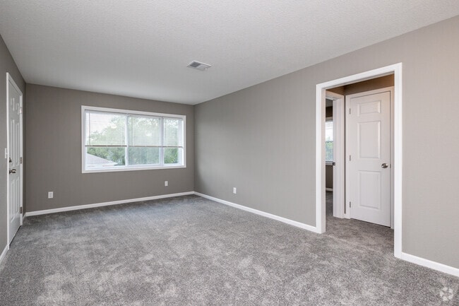 2HAB, 1BA - 720 ft² - Legacy Apartments