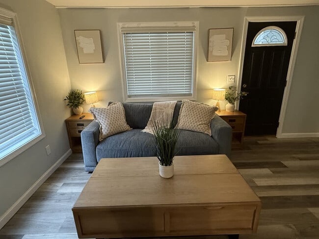 Photo - 4 Auburn Ave Ext Unidad ID1312435P