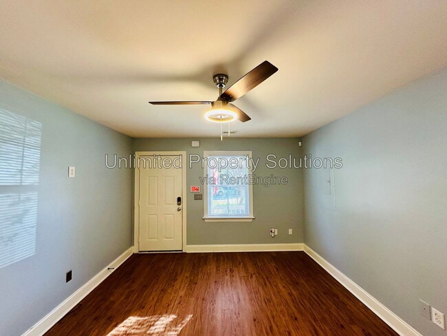 Photo - 408 S 7th St