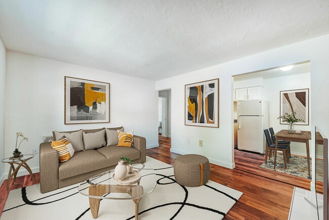 Photo - Frederick Gardens