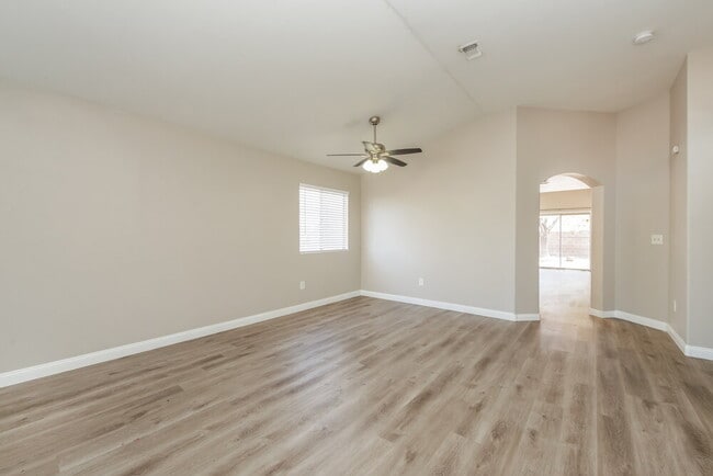 Photo - 4400 Sandhorse Ct