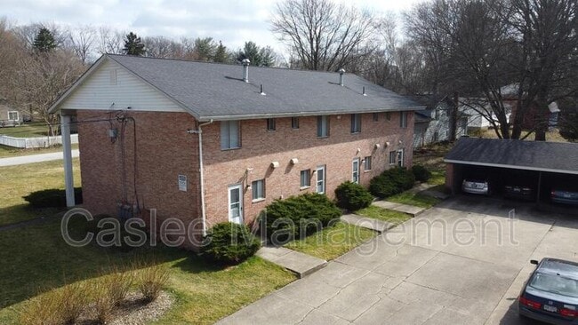 460 Laurel Dr