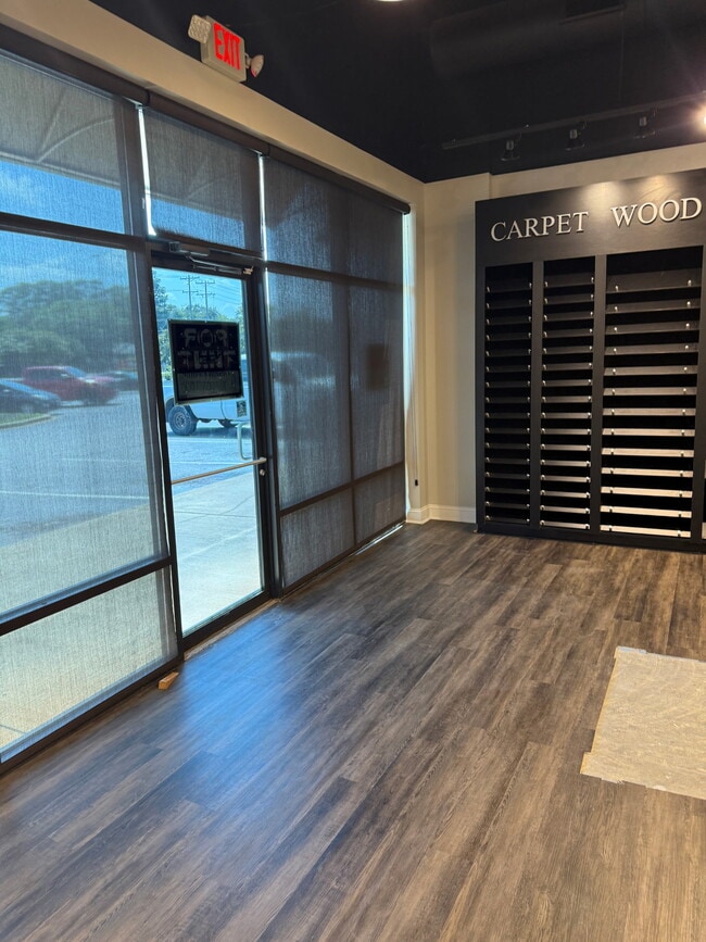 Building Photo - 1716 Highway 861716 Unit 1716