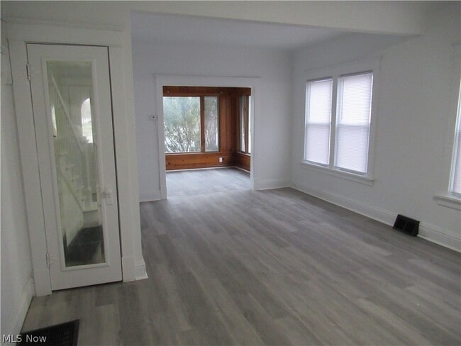 Photo - 378 Columbus St