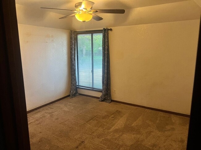 Photo - 3216 W Tenaya Way