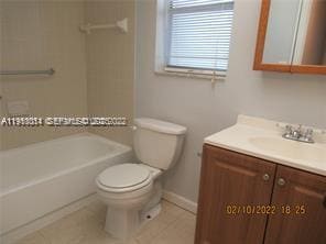 Photo - 8400 Sunrise Lakes Blvd Unidad 106