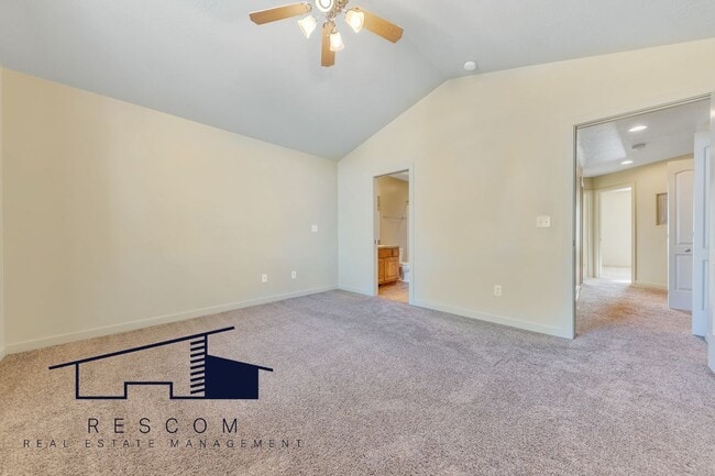 Photo - 2042 Evans Cove Loop