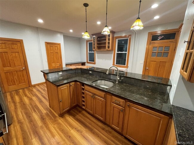 Photo - 334 Locust St