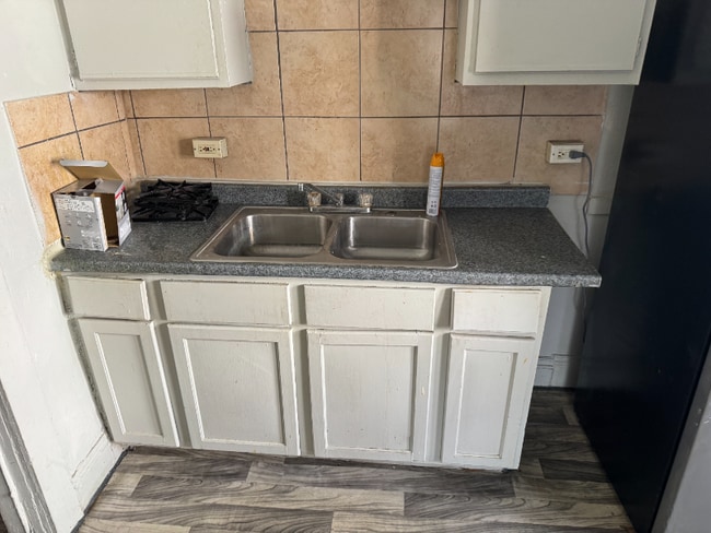 Photo - 11907 Continental Ave Unit Up