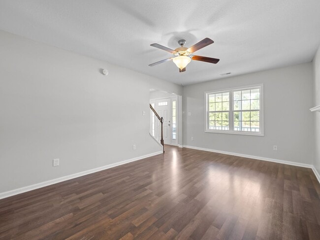 Photo - Welcome to Clymer Court!