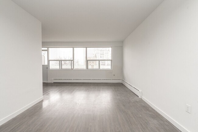 Photo - 5 Mallory Gardens Unit 602