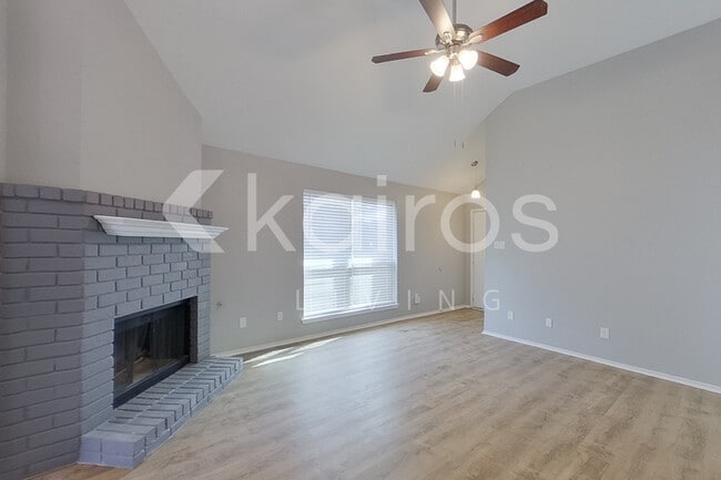 Photo - 11811 Asher Ln