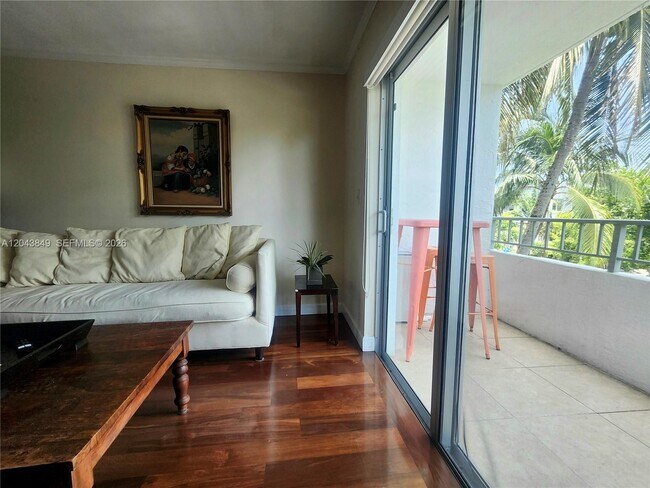 Photo - 1610 Lenox Ave. Unit 301