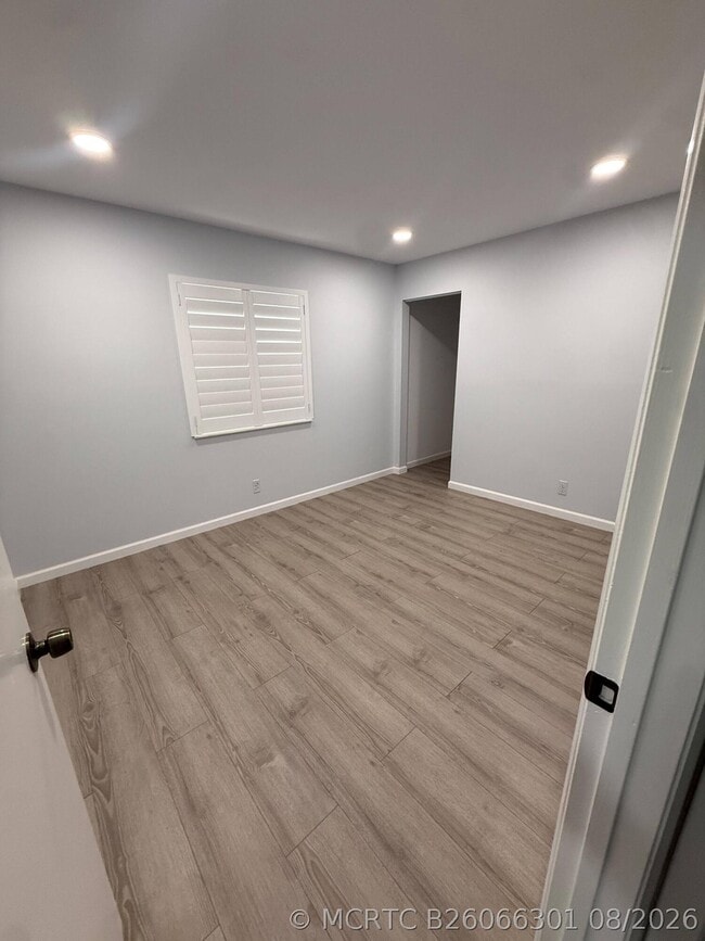 403 Pine Glen Ln Unidad C-2