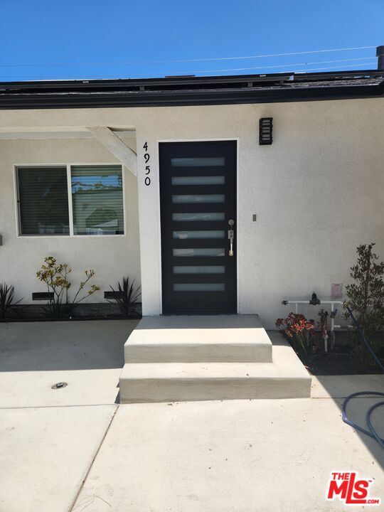 Photo - 4950 Topanga Canyon Blvd