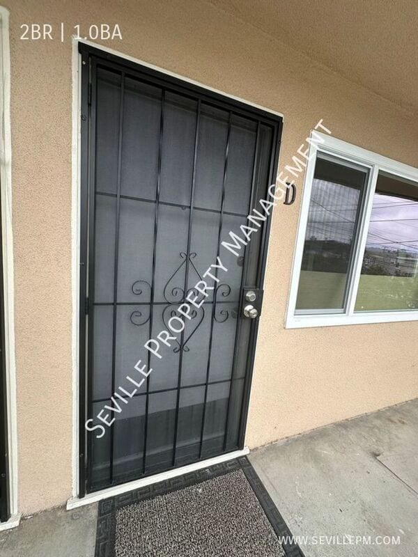 Photo - 2950 Stanton