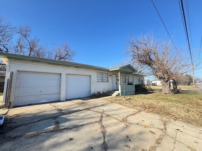 Photo - 9111 N Walker Ave