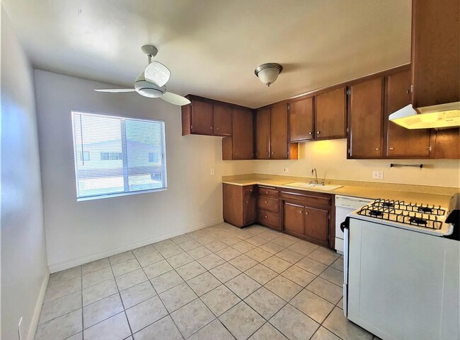 Photo - LB1702 (lease only) Apartment Unit 3