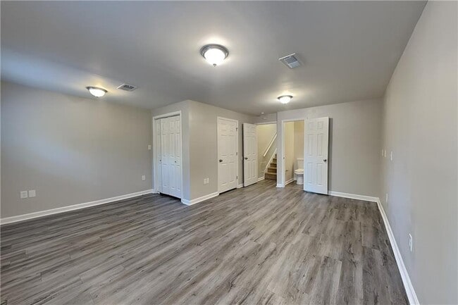 Photo - 4330 Treeline Way