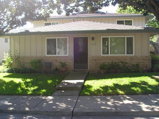 Building Photo - Cute Pleasanton Condo