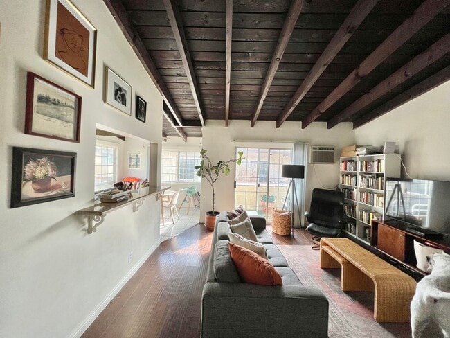 Photo - 3608 Keystone Av Unit 08 08