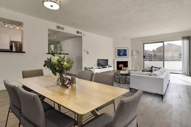 Layout A Dining-Living Room(Staged)