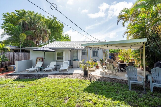 Photo - 1541 NW 6th Ave