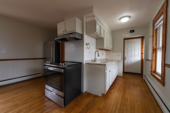 Photo - Spruce (294) Unit 3