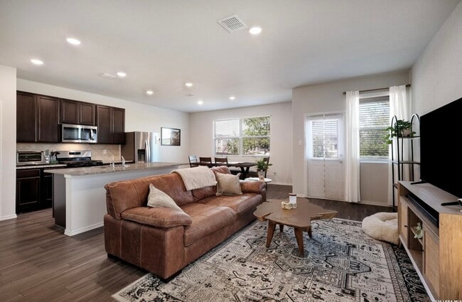 Photo - 4910 Sandstone Wy