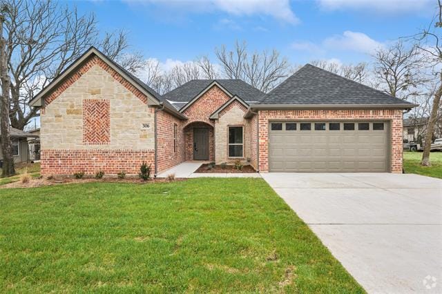 Building Photo - 306 Mclain Dr Rental